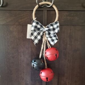 NWT Door bells Holiday Hanger with Star bell